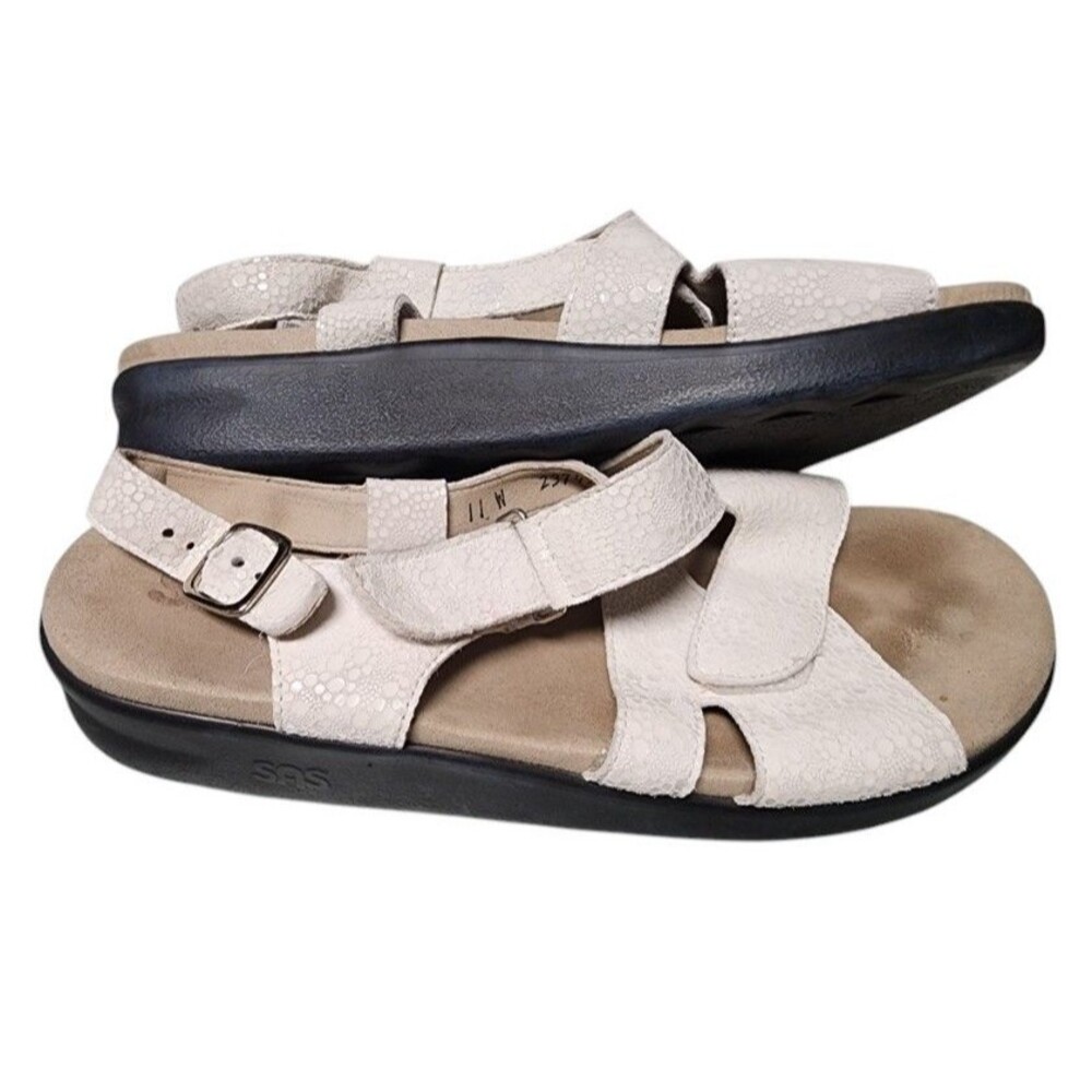 SAS Huggy Cross Strap Sandals Size 11W White Comfort Footbed MSRP $195